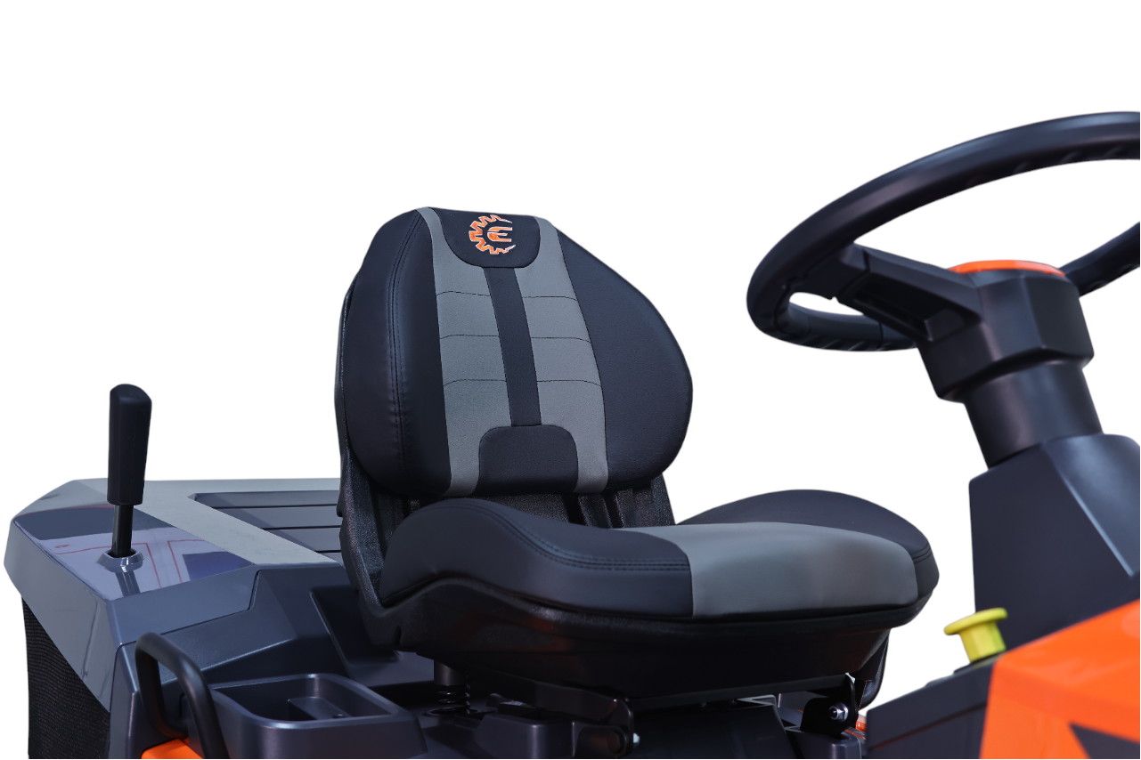 Газонокосилка бензиновая самоходная с сиденьем (райдер) ELAND   LT-4510P 