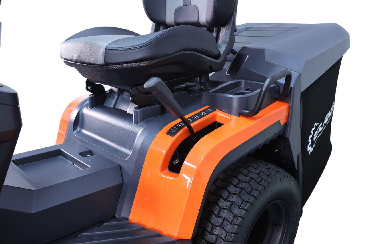 Газонокосилка бензиновая самоходная с сиденьем (райдер) ELAND   LT-4510P 